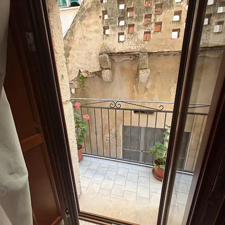 Oda ve Kahvaltı La Casetta 3*